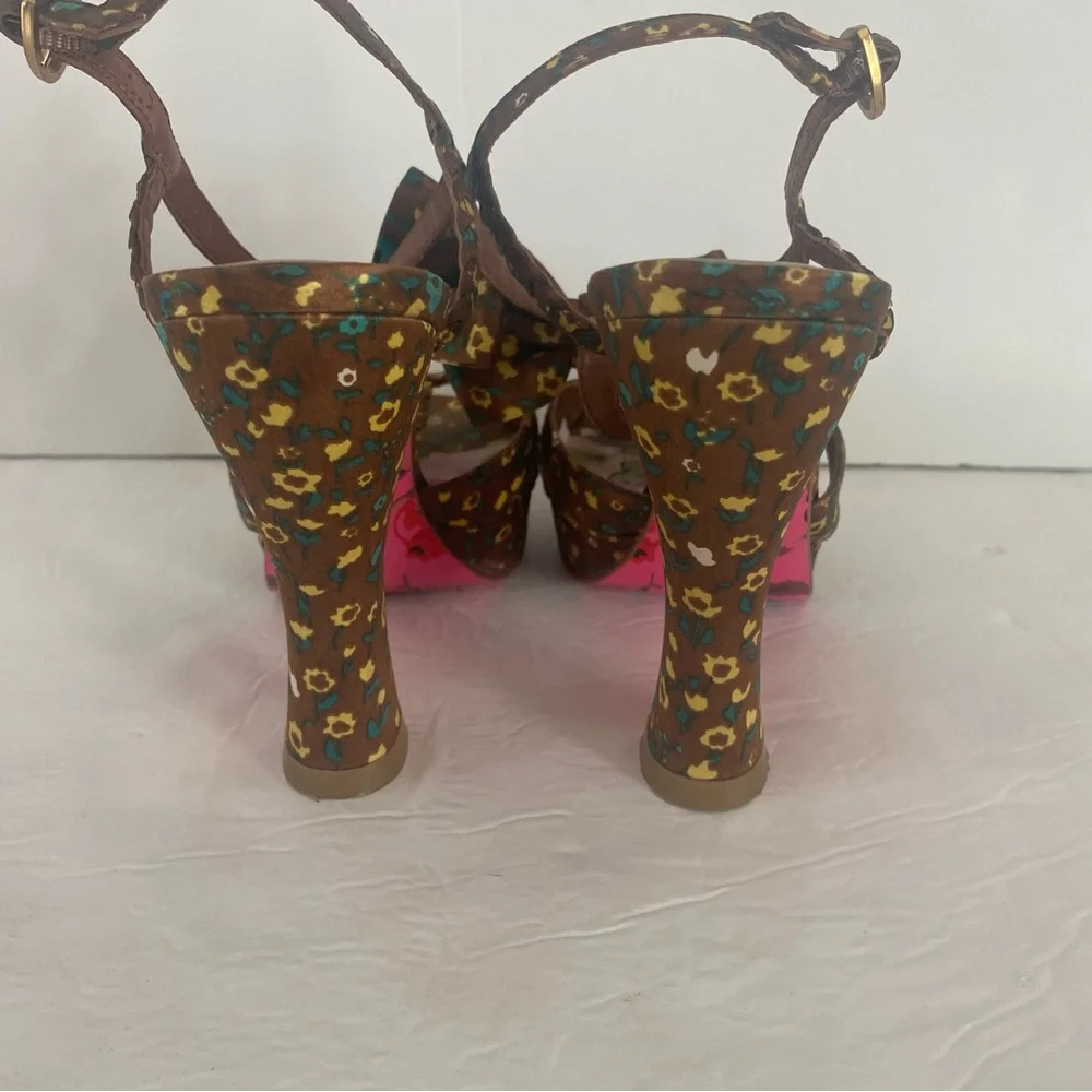 Y2K Betsey Johnson Braided floral t strap heel Size 5 - Picture 3 of 9